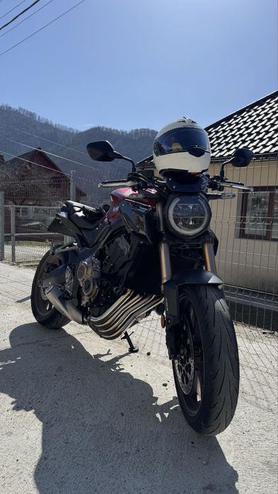 Honda cb650r 2021