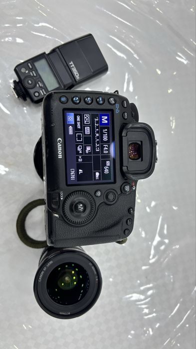 Фотоаппарат Canon 5D mark3