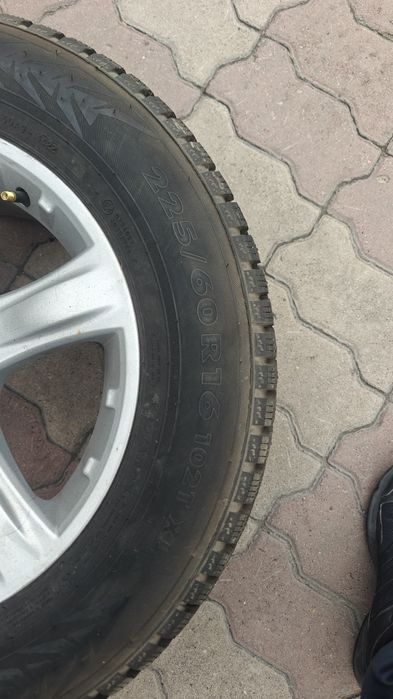 Комплект резины на дисках 225 60 r16