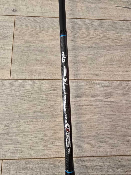 Lanseta Feeder Pro Fl Aventador Distance 3.90m 3 Segmente 60-180g
