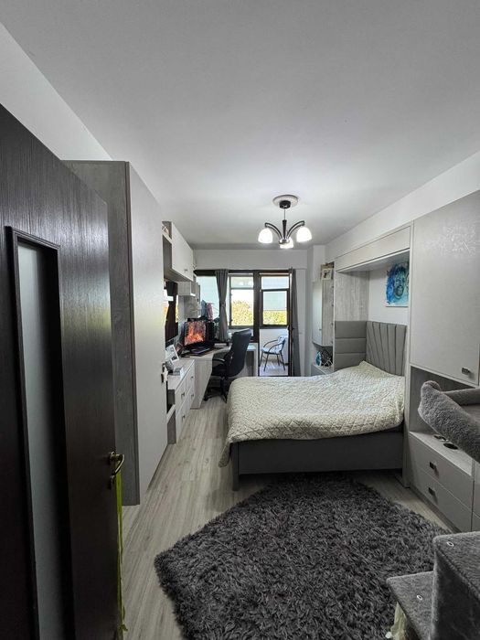 Vând Apartament 1 Cameră + Loc de Parcare
