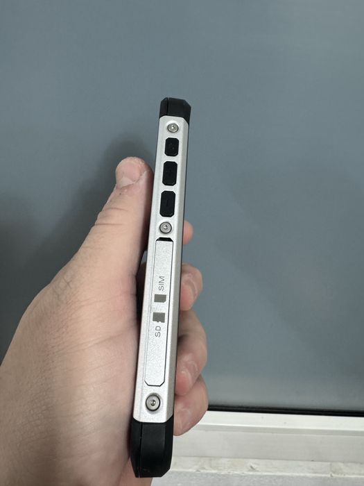 Telefon CAT S40 impecabil