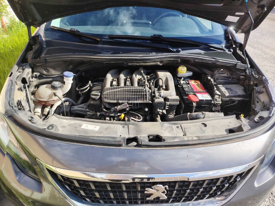 Peugeot 2008 1,2 i , Пежо 2008 на части  Юни 2018, Хечбек