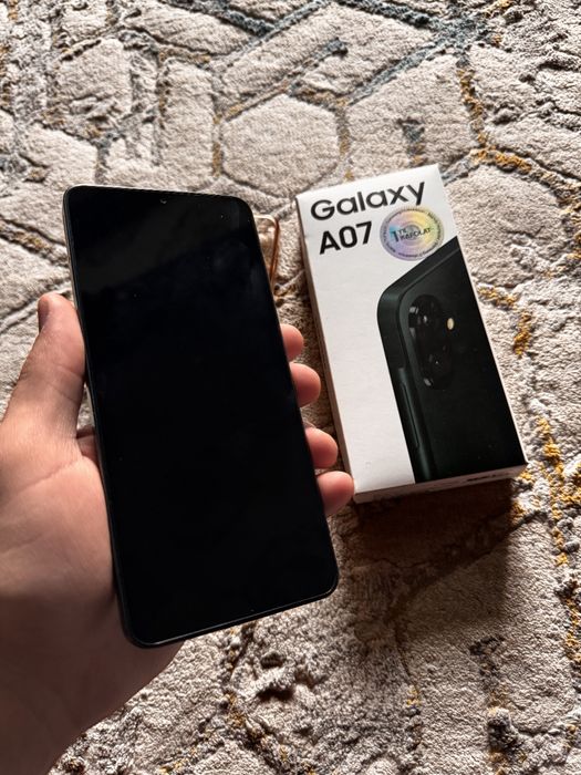 Samsung A07 + tecno spark go