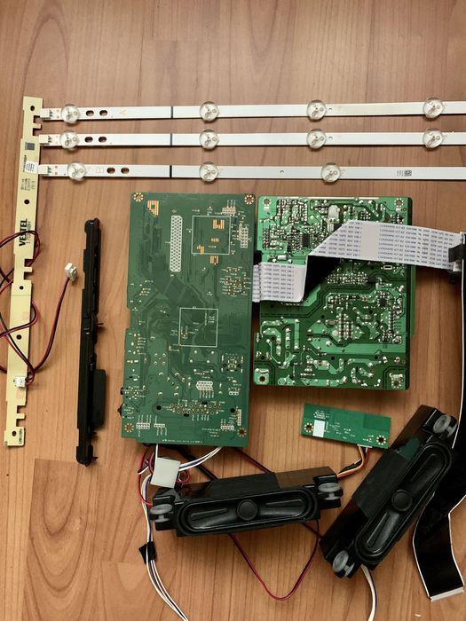 Vestel placă bază 17MB211S sursă 17IPS12 TV smart ansamblu complet