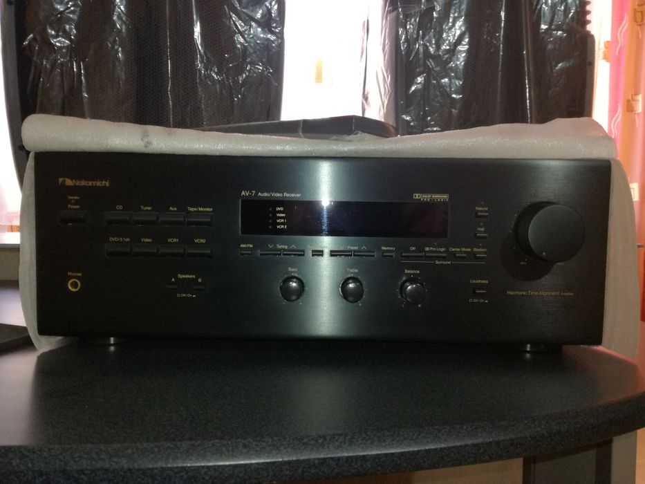 Amplificator receiver Nakamichi AV-7
