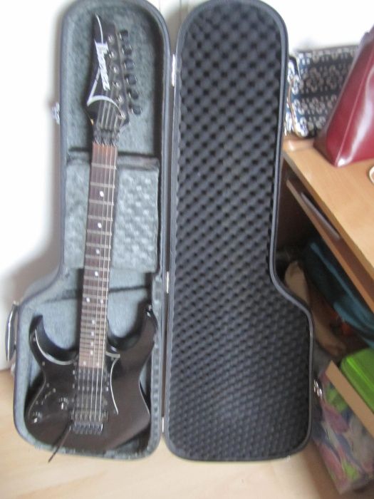 Продавам китара електрическа IBANEZ RG550LH за лява ръка