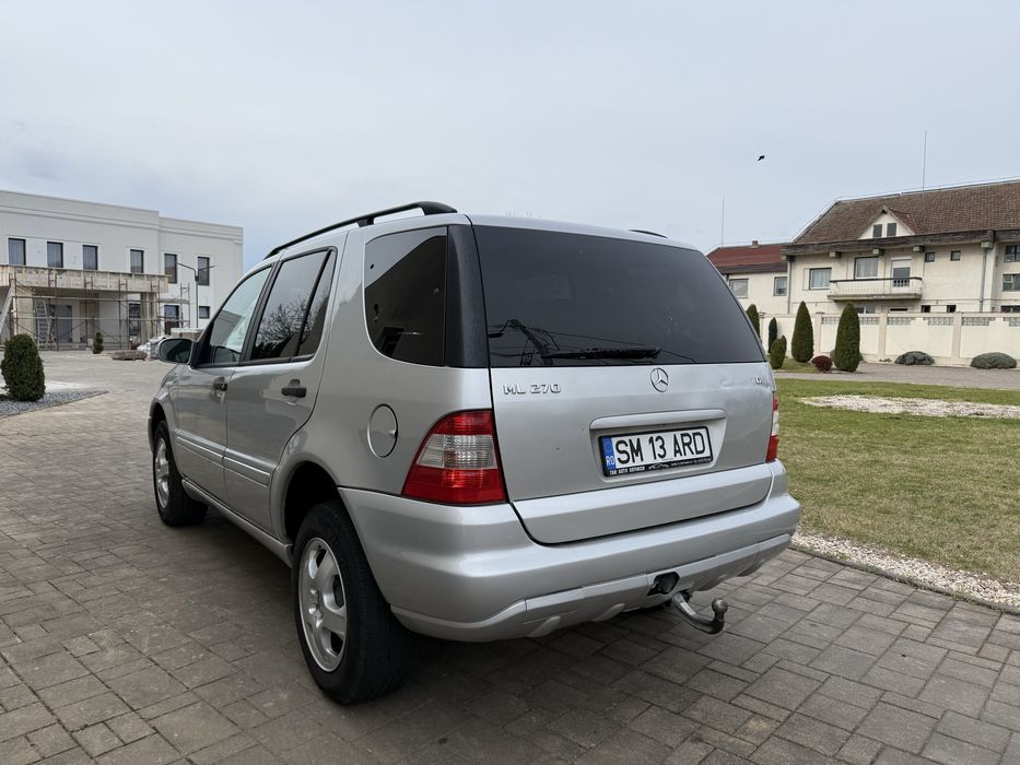 MERCEDES-BENZ ML-Class 2004 — imagine 3
