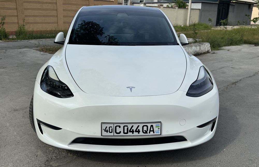 Tesla Model Y 2020
