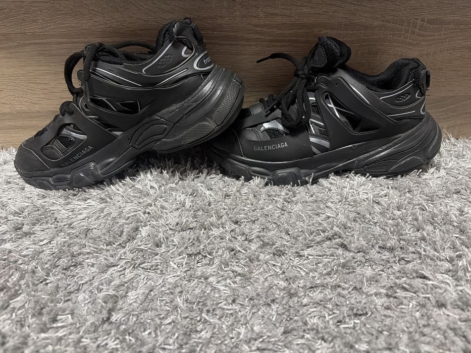 Balenciaga track черни