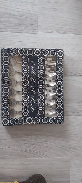 Прибори хранене Купички Малки лъжички