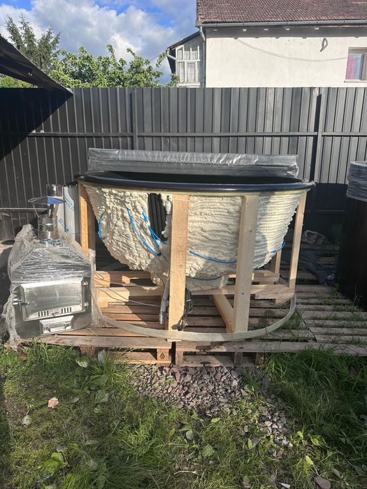 Ciubar cu Masaj, LED si incalzire Incastrat in Pardoseala,5-6 Persoane