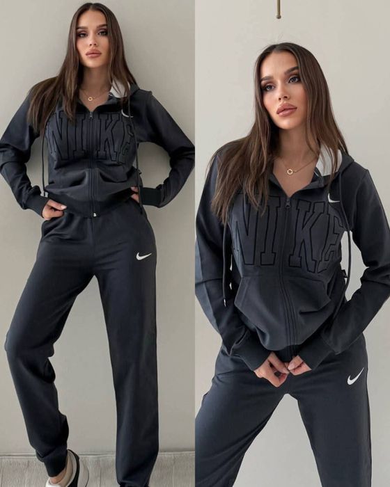 Дамски спортни екипи