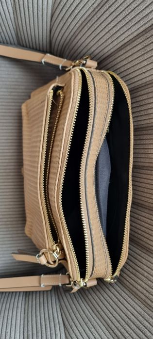 Дамски чанти различни модели и цветове