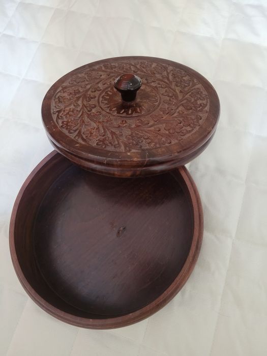 Деревянная шкатулка за 700