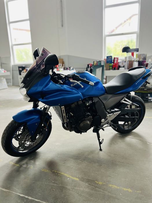 Se vinde !!!Kawasaki Z750