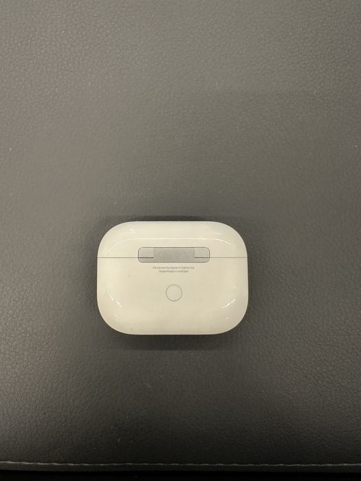 Airpods 1 pro.