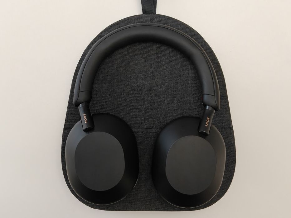 Căști Sony WH-1000XM5B