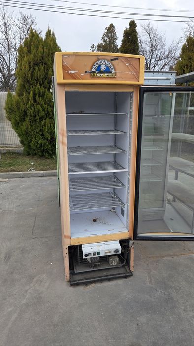 Минусов Фризер вертикален