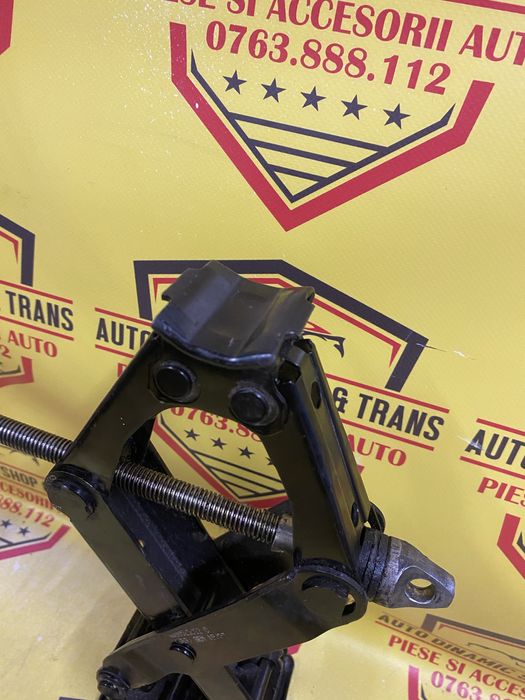 Cric auto OE Renault Clio 2 1998-2004