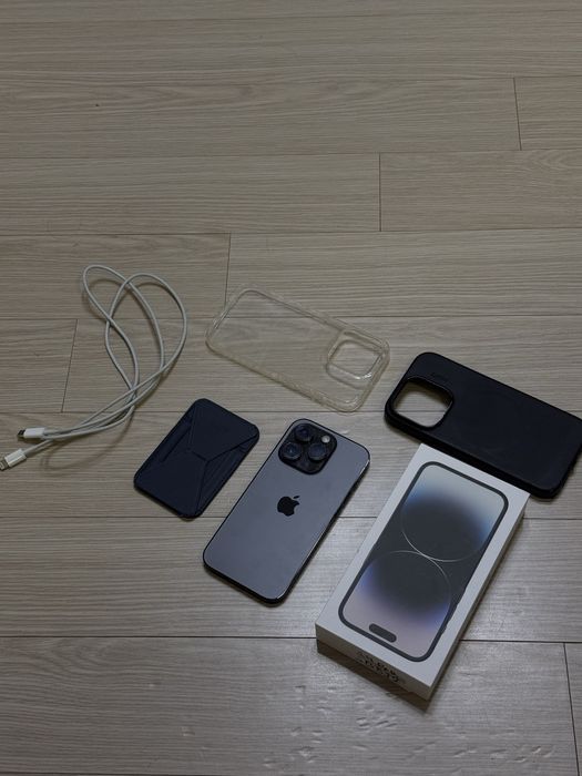 Продам Iphone 14 Pro 512gb