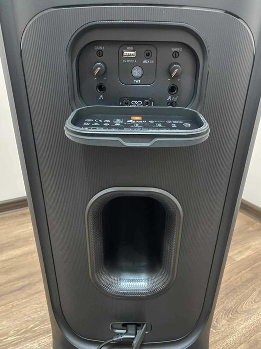 Аудио система JBL Partybox 710