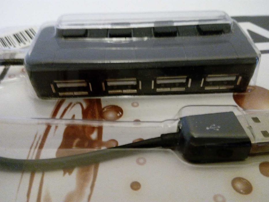 USB-хаб  4 порта USB 2.0 с выключателем
