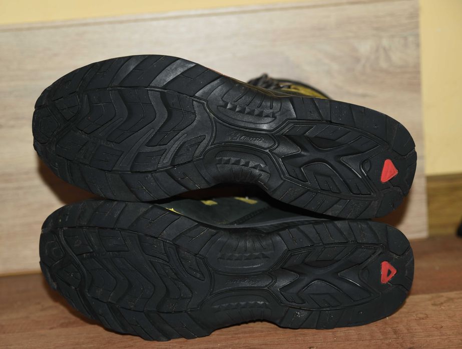 Salomon Gore Tex мъжки обувки номер 46.5