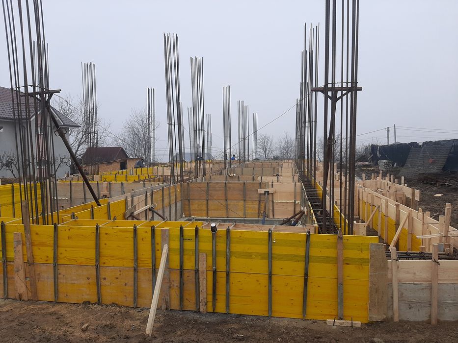 Construcții la cheie si la rosu