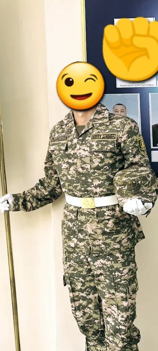 Военный форма на кафедре