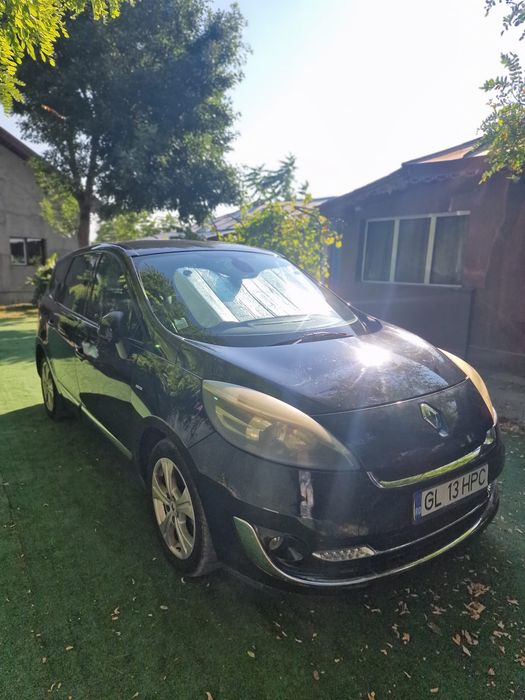 RENAULT Grand Scenic 2012 — imagine 2