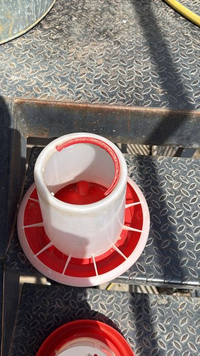 Кормушки и пойлки для птиц!