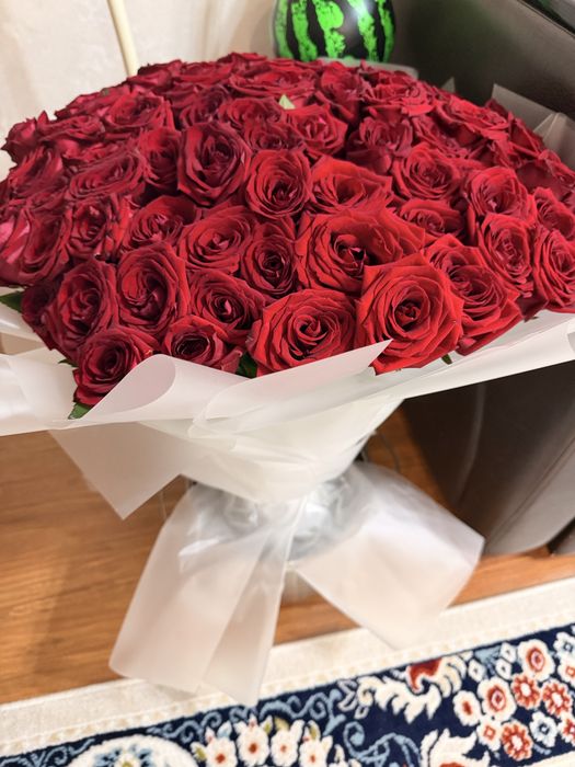Продам букет из 101 розы