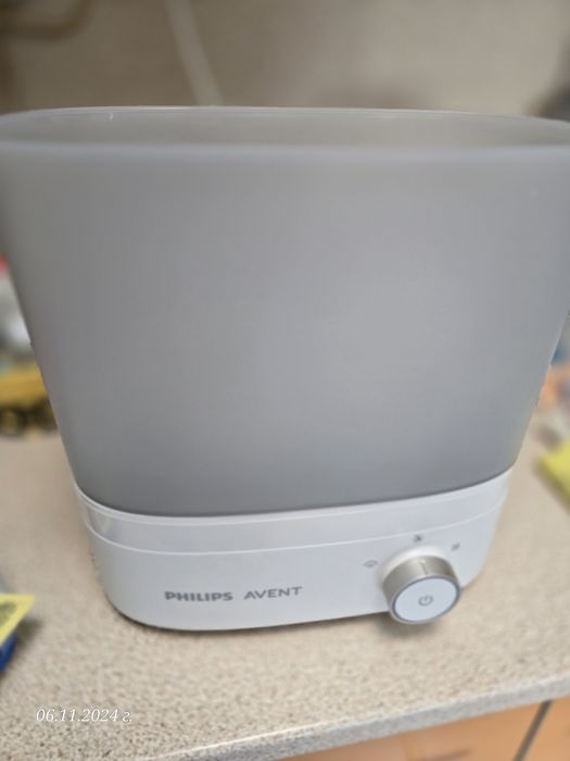 Стерилизаторът Philips Avent Premium