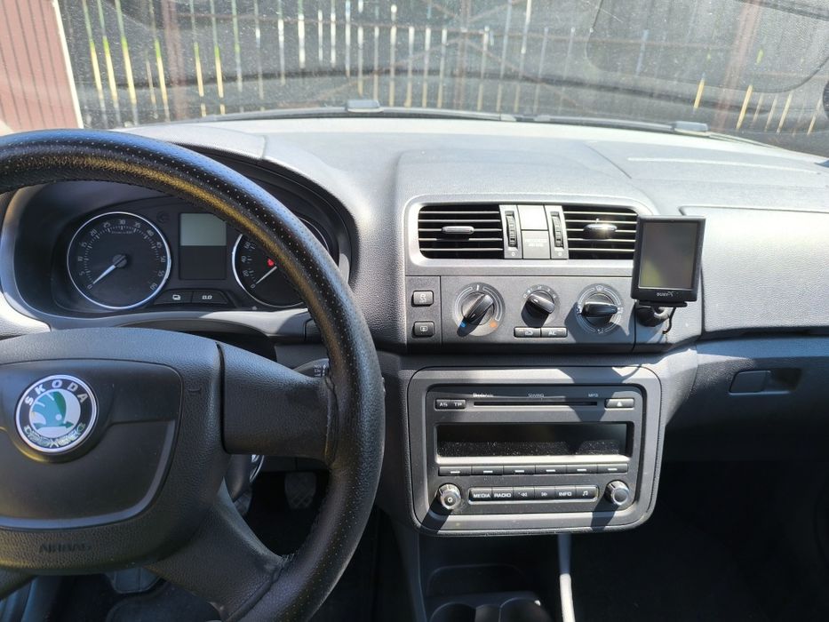 SKODA Roomster 2012 — imagine 4