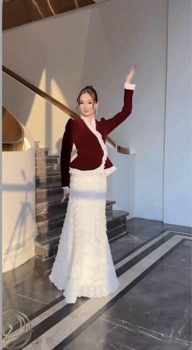 Продам платье двойку