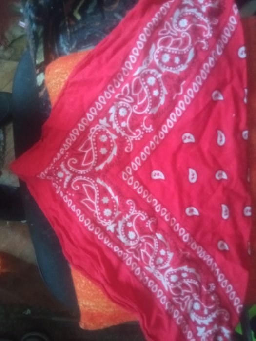 Здравейте продавам