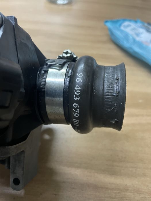 Дроселова клапа PEUGEOT 1.6 HDI