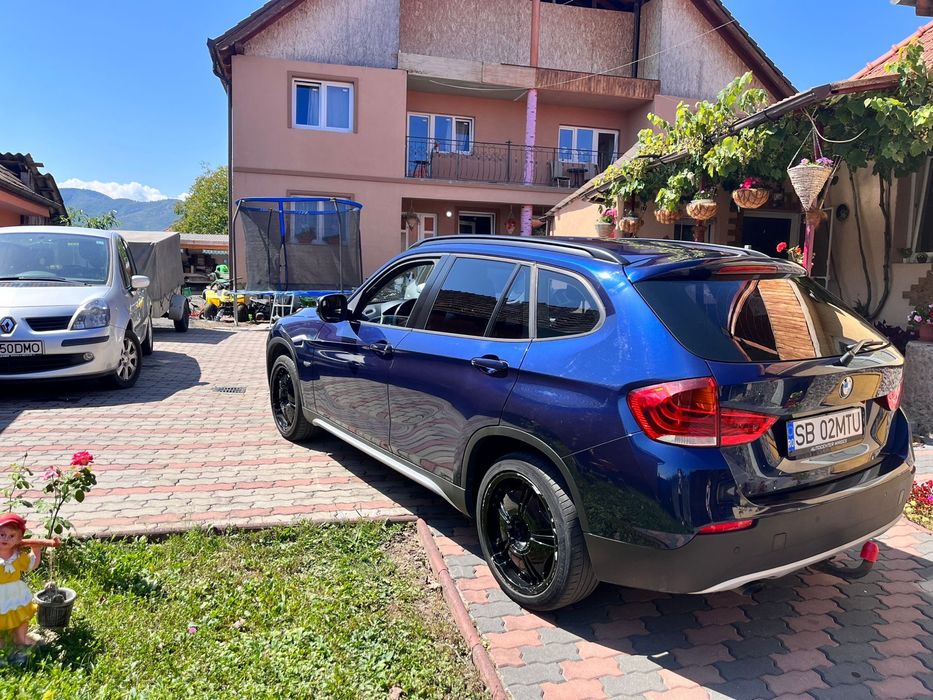 BMW X1 2011 — imagine 3