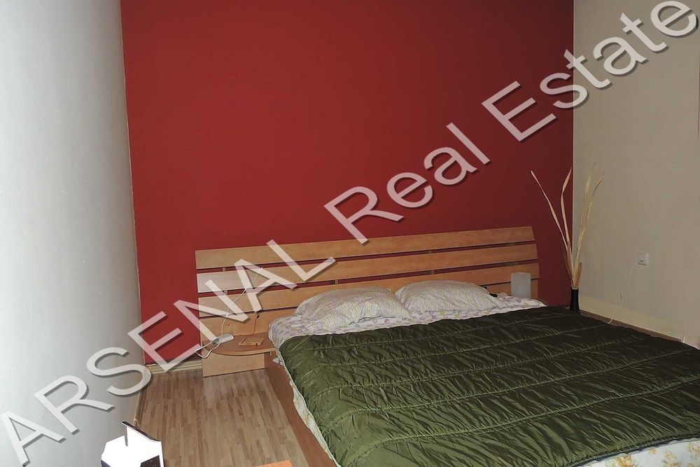 Дава се под наем Тристаен апартамент в София, Лозенец - 120 кв.м за 750 € - Снимка #2