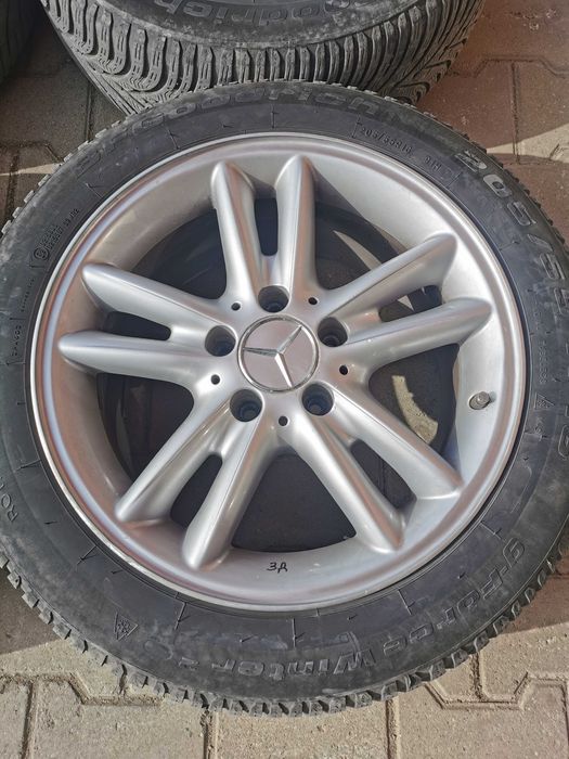 Mercedes джанти с зимни гуми Bf Goodrich 205/55/16
