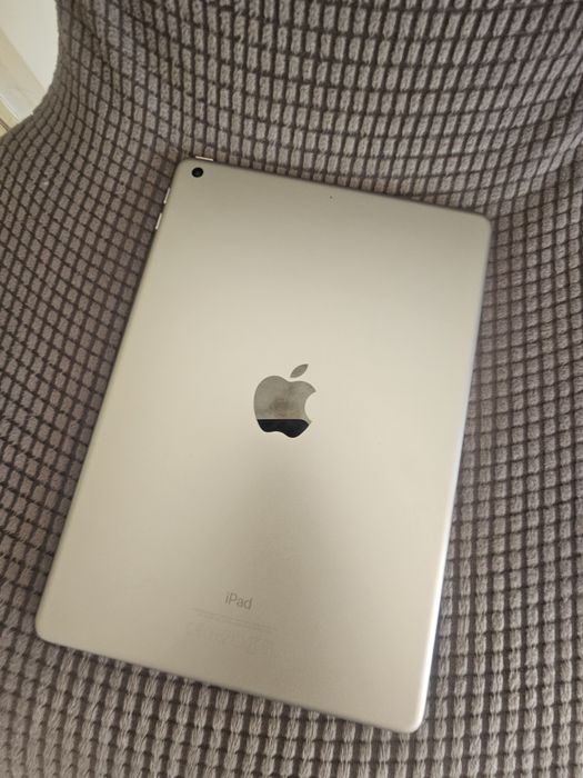 iPad 5th generation 32GB