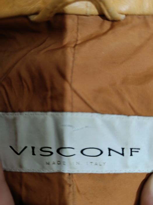 Куртка и кожаный пиджак