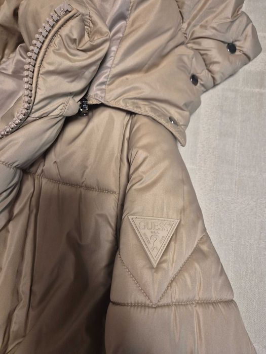 Дамско зимно яке Guess