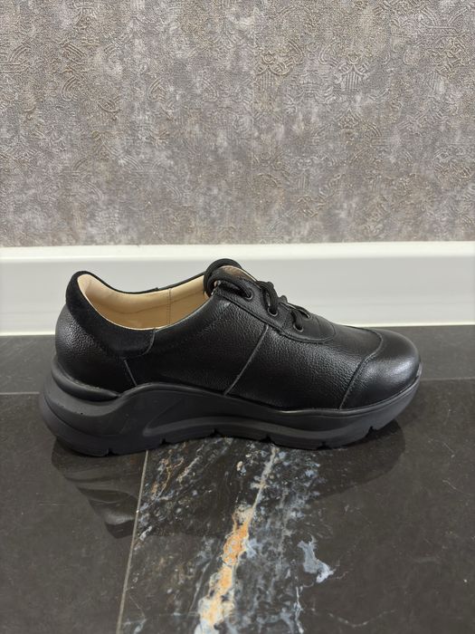 кроссовки демисезон