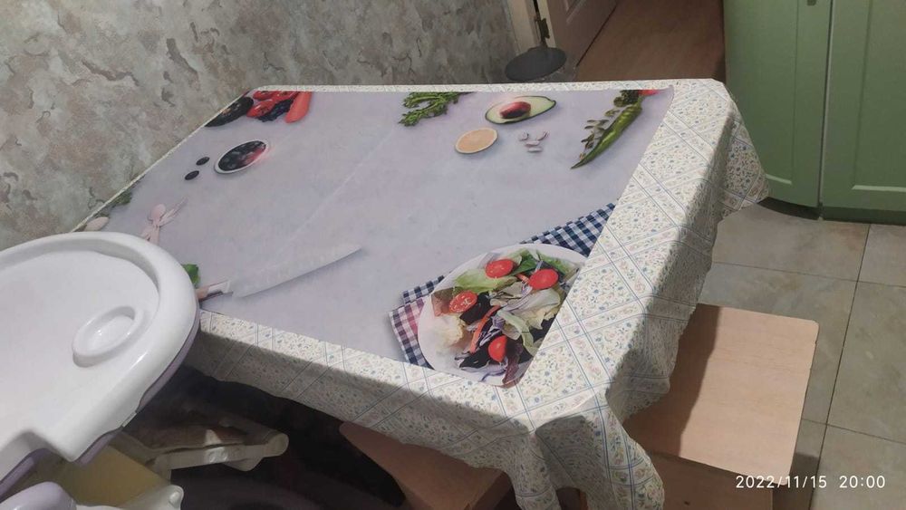 Стол кухонный + скамейки только сегодня за 15000