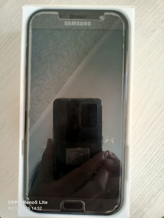 Продам телефон Samsung galaxy