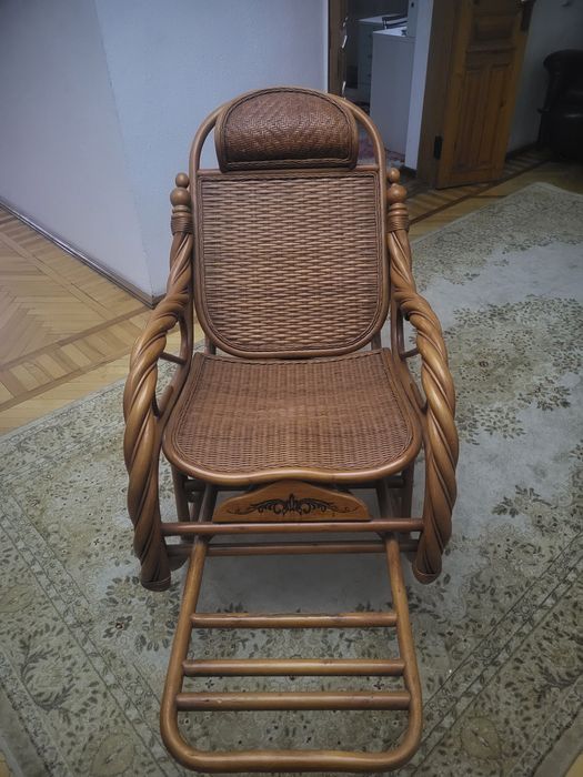 Продам кресло-качалка