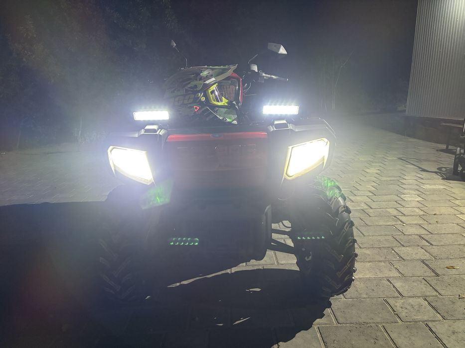 Продам квадроцикл polaris sporsman 800