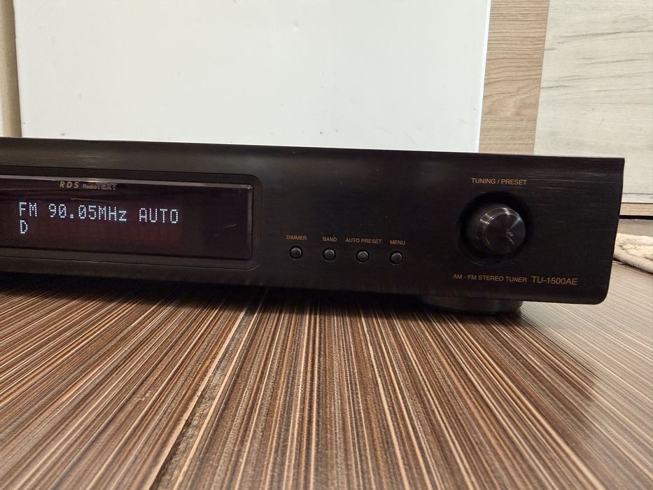 Denon TU-1500AE Качествен Тунер